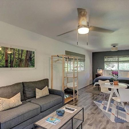 Volcano One - Modern Studio With Lanai Near Volcano National Park エクステリア 写真