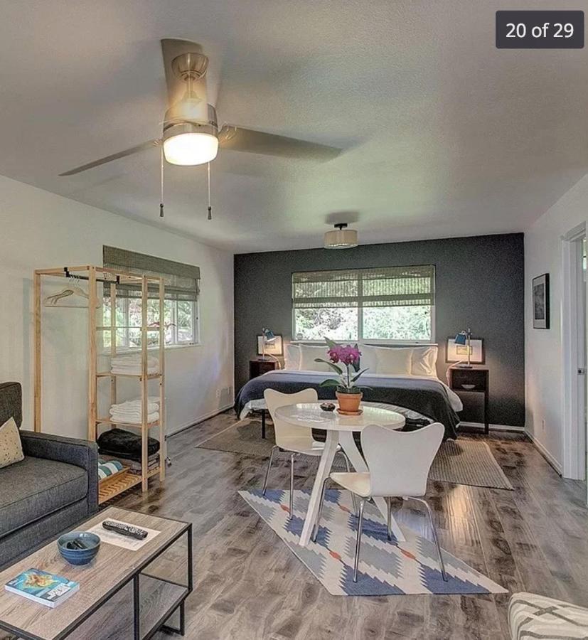 Volcano One - Modern Studio With Lanai Near Volcano National Park エクステリア 写真
