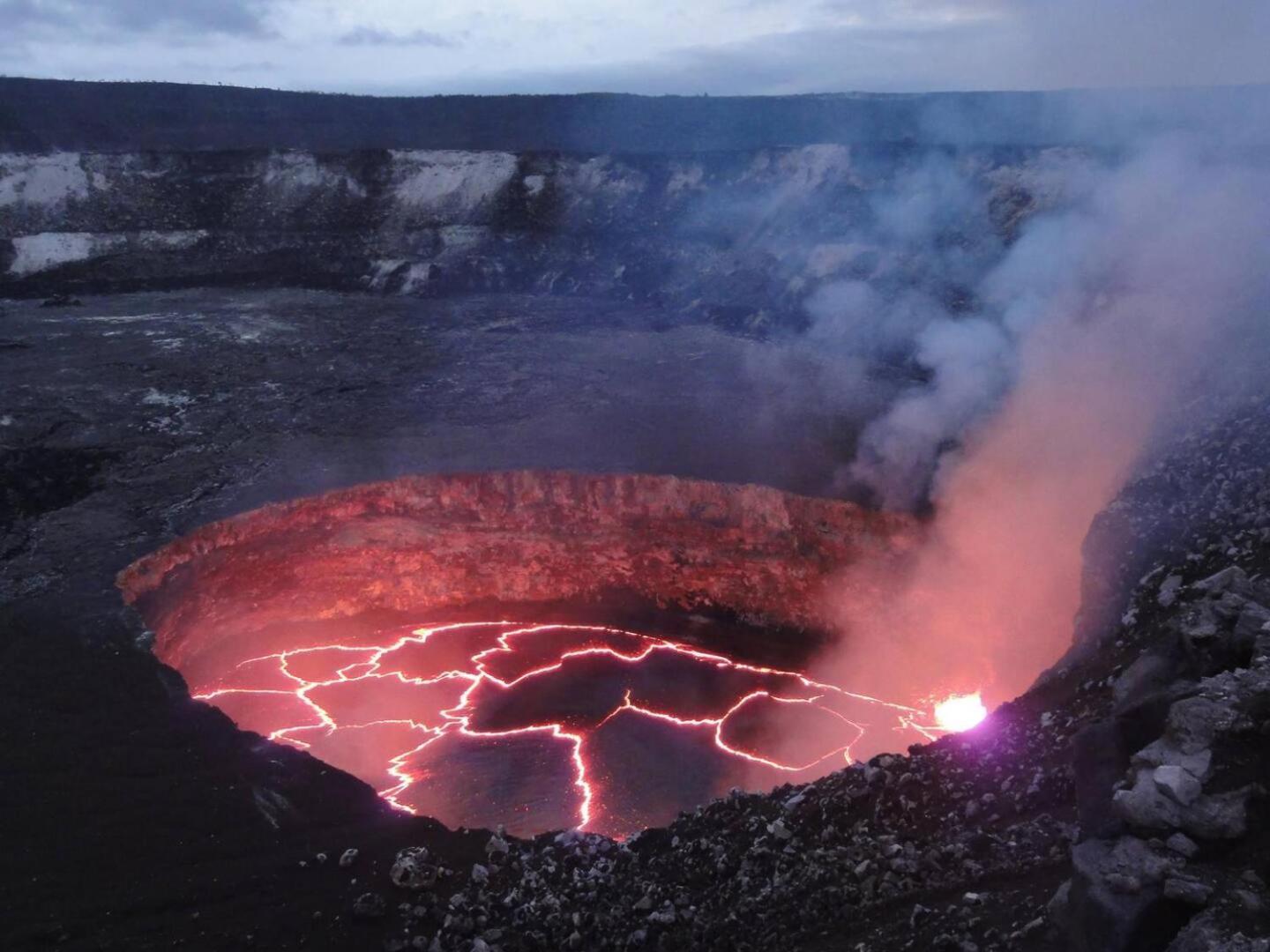 Volcano One - Modern Studio With Lanai Near Volcano National Park エクステリア 写真
